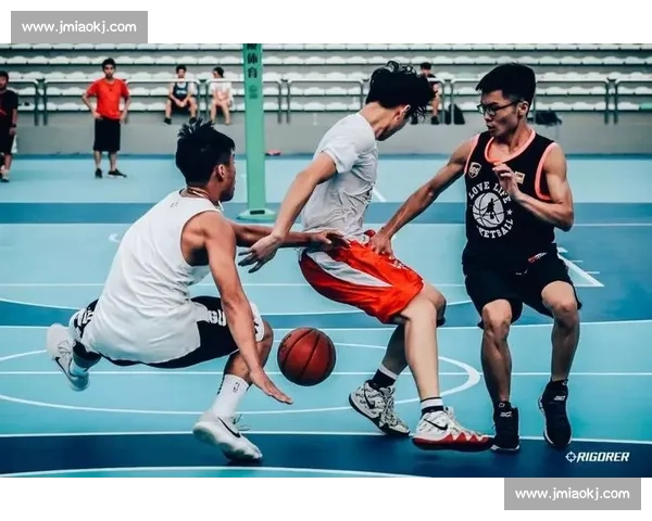 野球场强者信号:这几类人一出场就藏不住